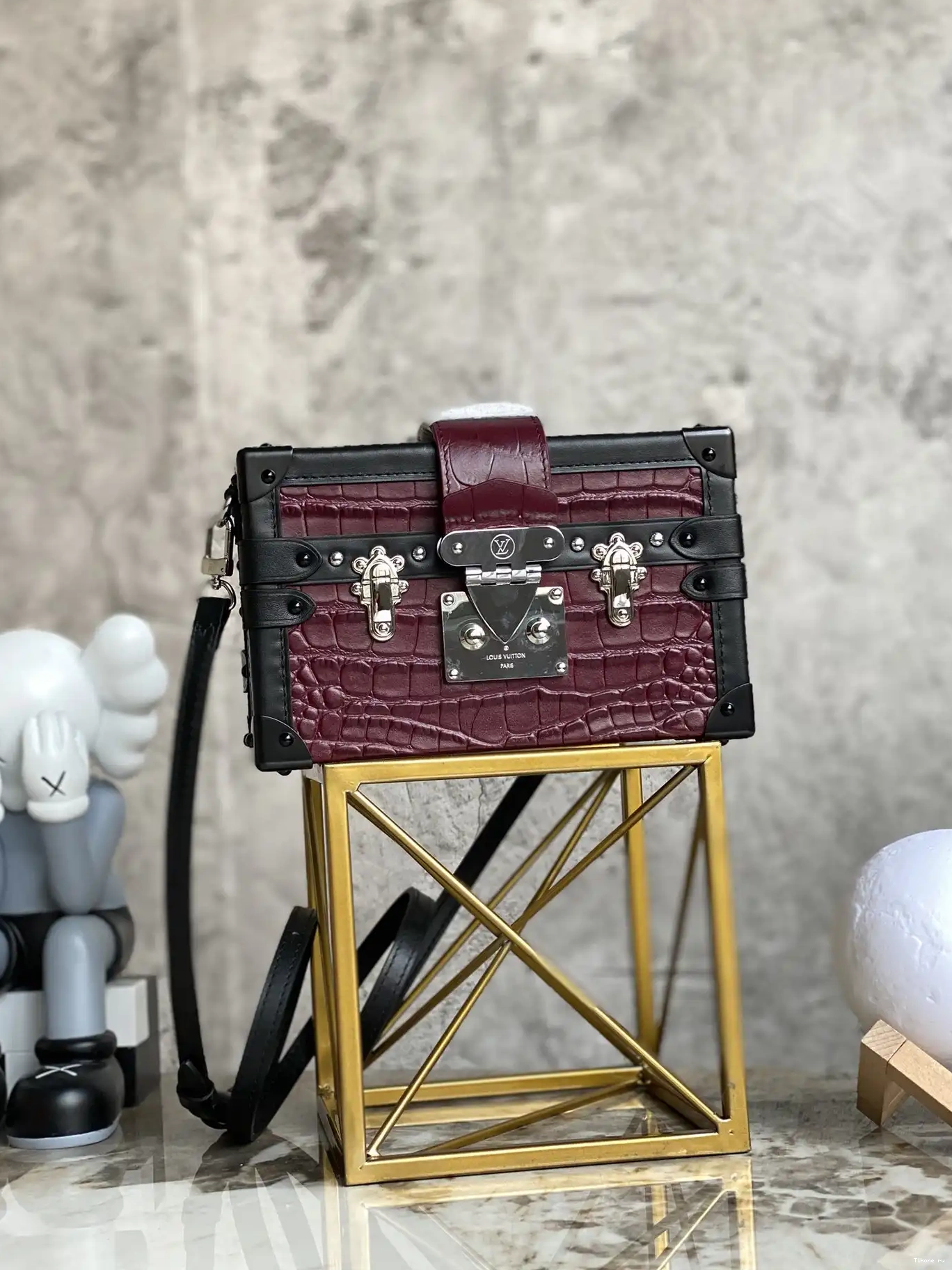 Affordable VUITTON MALLE PETITE LOUIS 0527